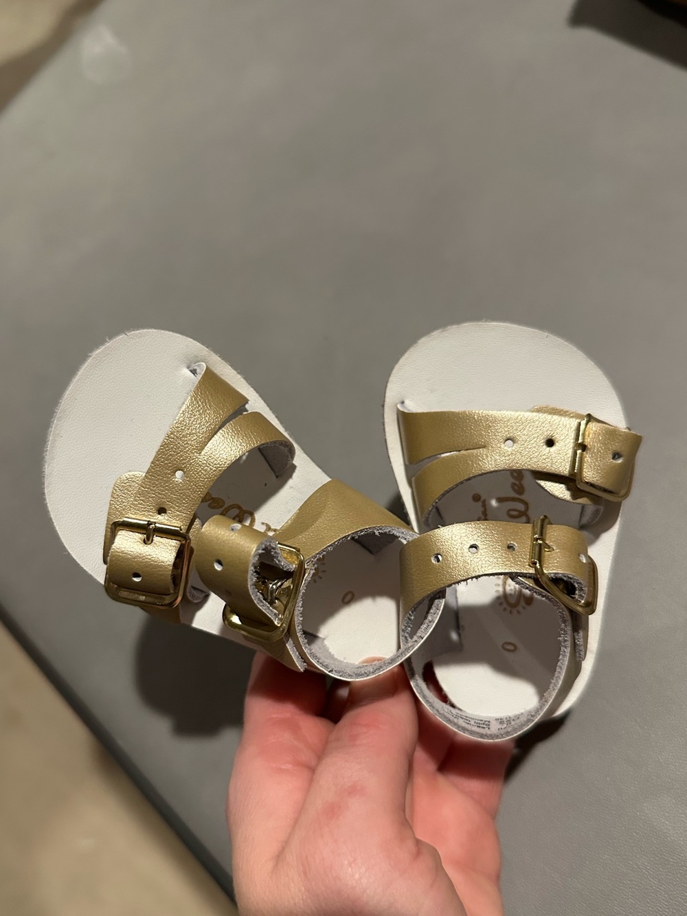 Gold Sunsans sandals